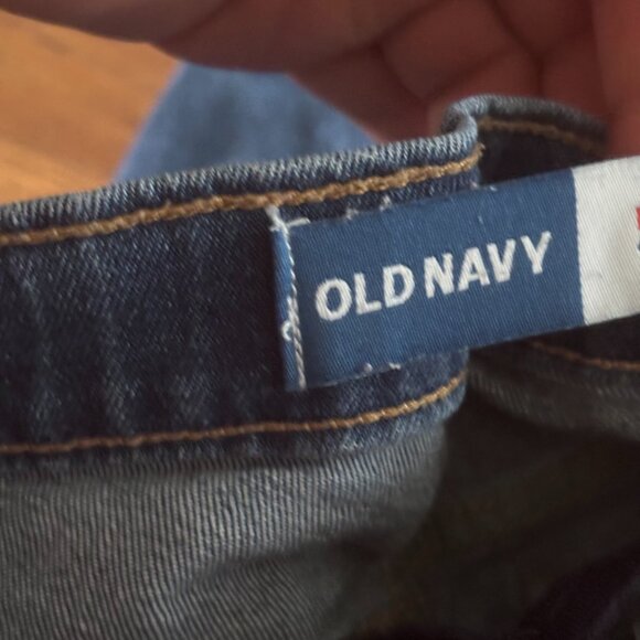 Old Navy Skinny built-in tough pull up jeans in size M (8) - Picture 3 of 6